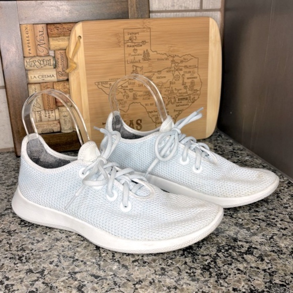 allbirds Tree Runner Women’s Sneakers Pale Blue Size 8